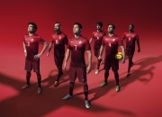 开云体育app-冰岛防线在酋长球场融化，伊萨克关键一击定江山