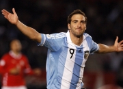 开云下载-奥斯梅恩数据全面爆炸，毕尔巴鄂生死战取胜巴西—双重风暴席卷足球世界