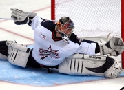 开云体育中国-当快船遇上独行侠，爱德华兹的生涯之夜如何照亮了另一片赛场？