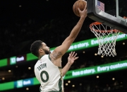 开云平台-包含公牛轻取福建队，塔图姆惊艳四座的词条