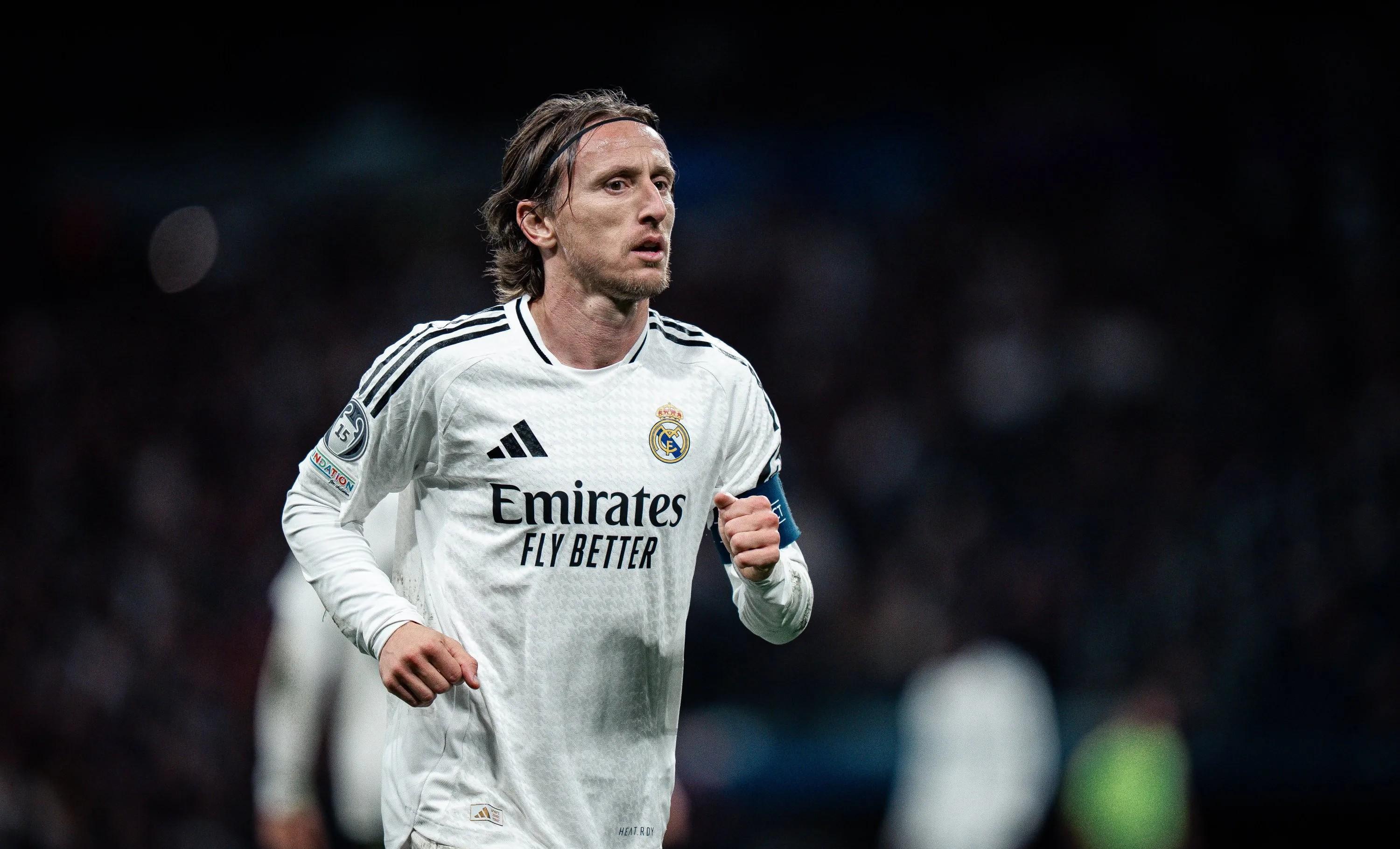 切尔西碾压马赛，莫德里奇打破历史纪录