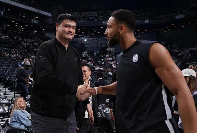 篮网完胜北京队,范弗利特带队取胜 篮网完胜北京队,范弗利特带队取胜