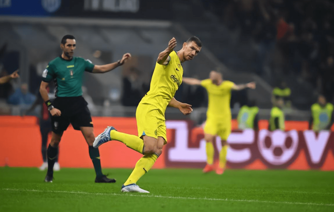 关于洛里昂队客场一波三连胜，积分榜上逐步攀升的信息