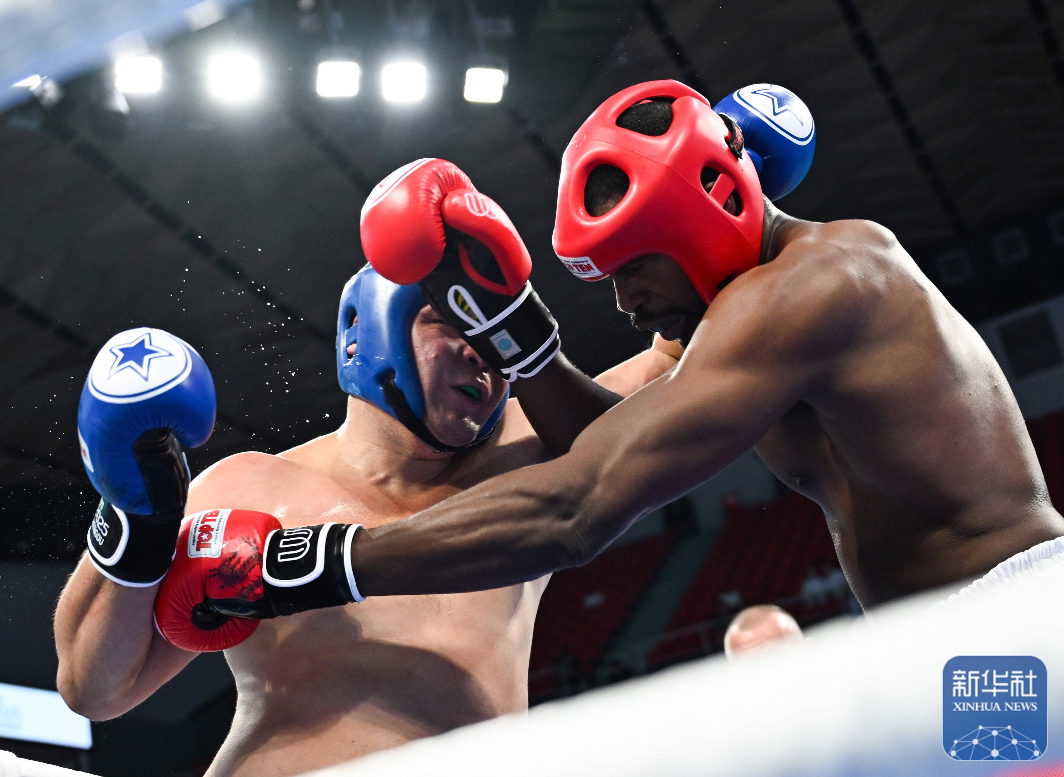 拳击男子轻重量级决赛古巴拳手夺得金牌 拳击男子轻重量级决赛古巴拳手夺得金牌