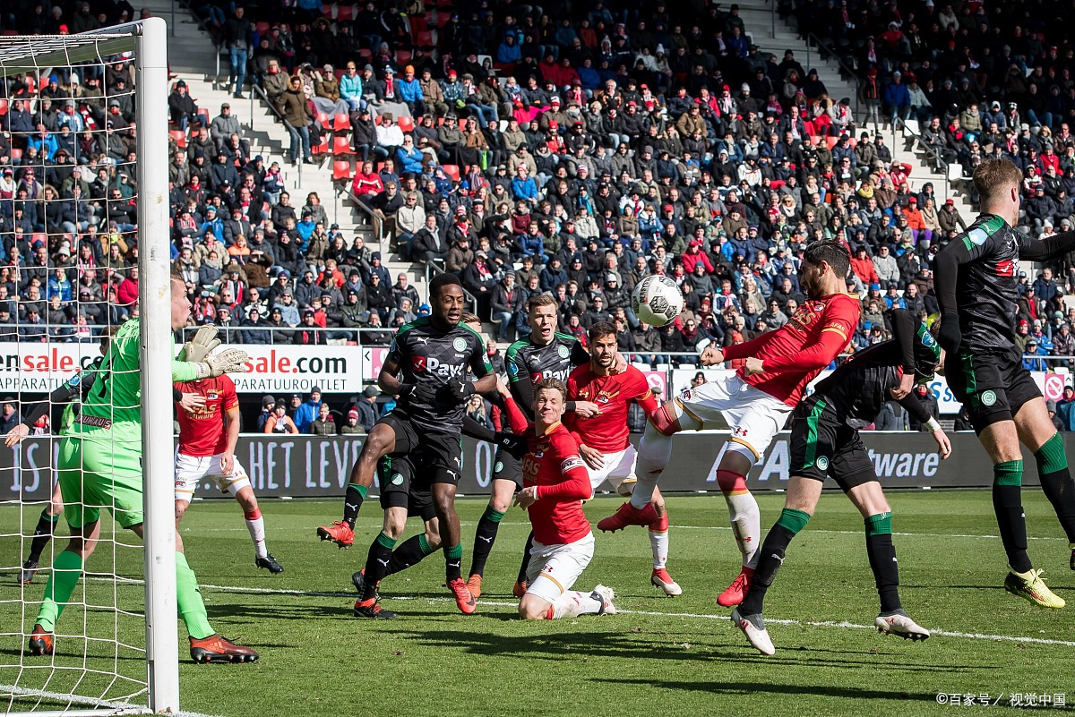 赛场上惊险火爆，精妙绝伦