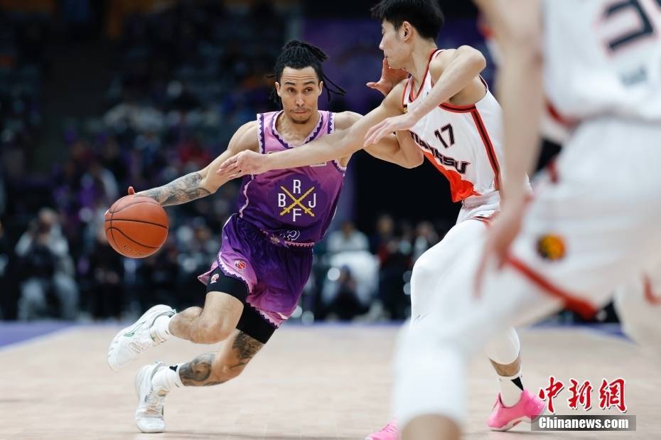 包含北京队展现实力：战胜江苏队取得胜利的词条