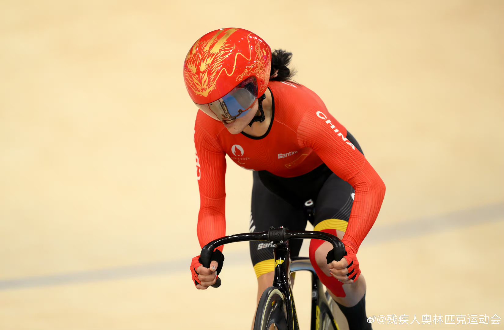 德国自行车运动员实力完胜,夺冠领先 德国自行车运动员实力完胜,夺冠领先