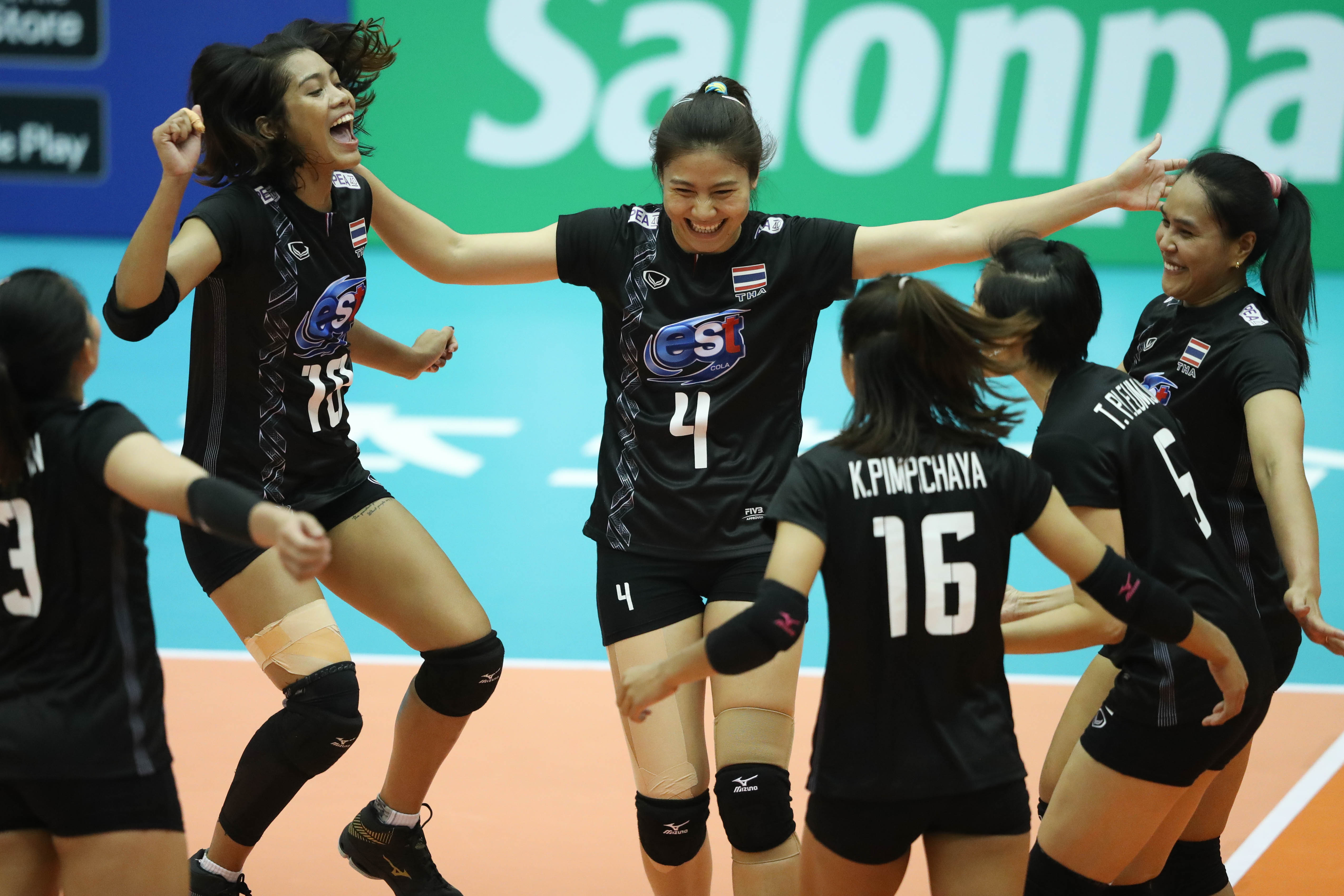 关于泰国羽毛球队逆转印尼羽毛球队，安赛龙完成帽子戏法的信息