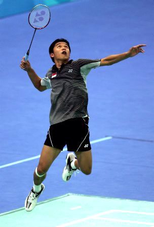 马来西亚羽毛球队完胜英格兰羽毛球队，陶菲克惊艳世界的简单介绍