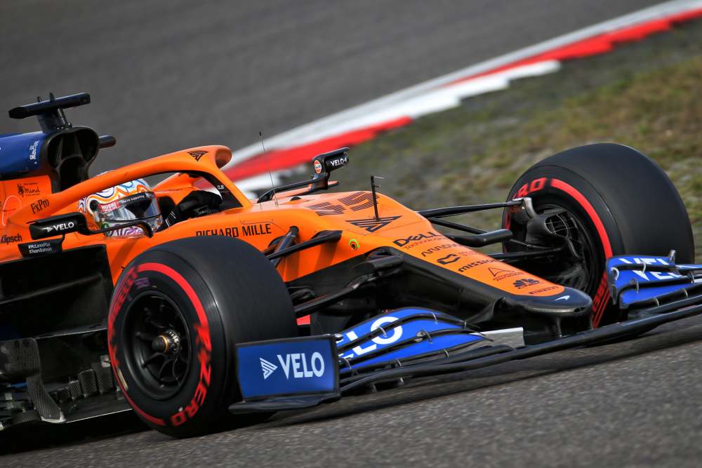 关于雷诺车队完胜索伯车队，塞恩斯惊艳四座的信息