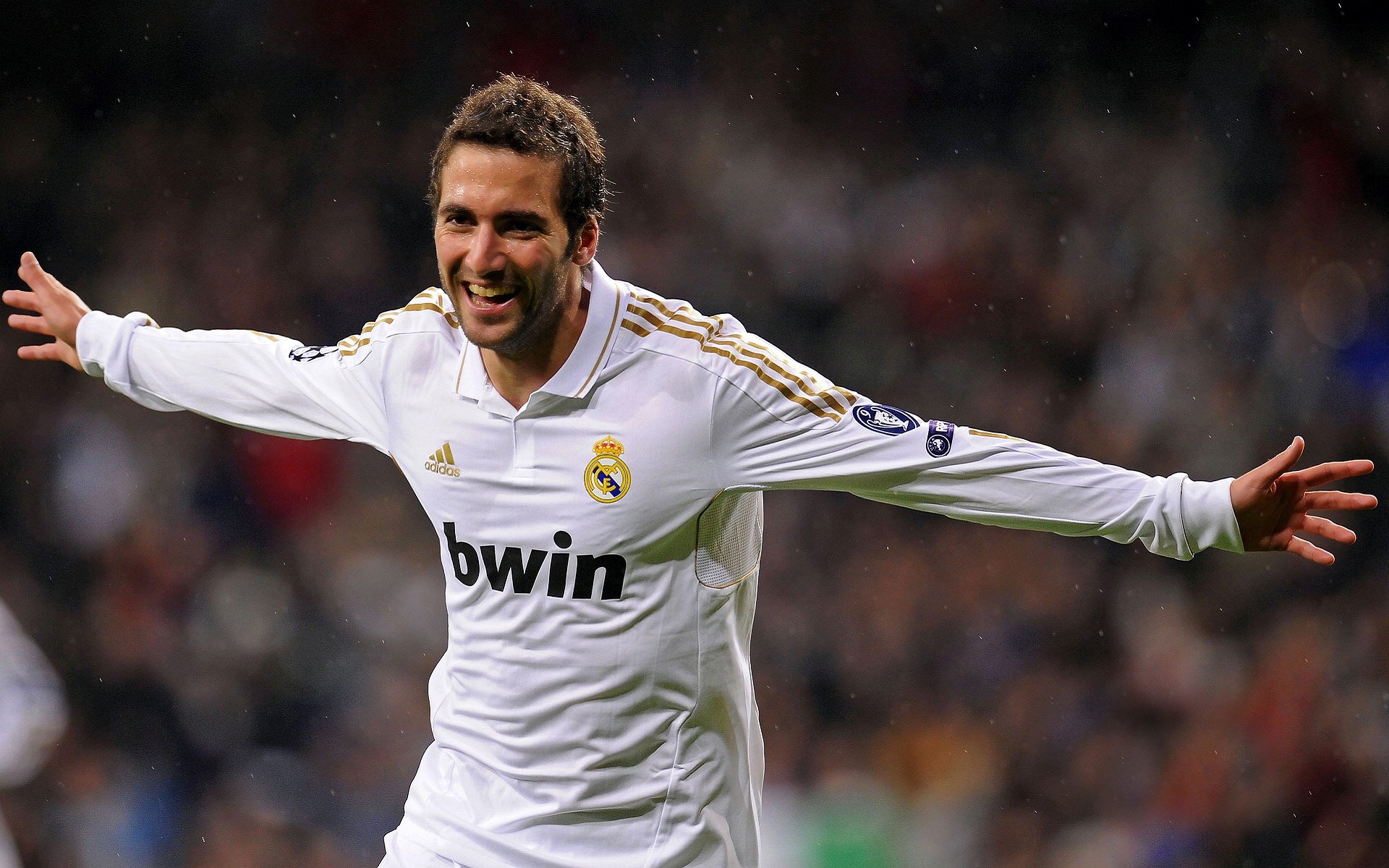 布鲁诺的爆发，澳大利亚如何用非典型篮球冲垮西班牙王朝