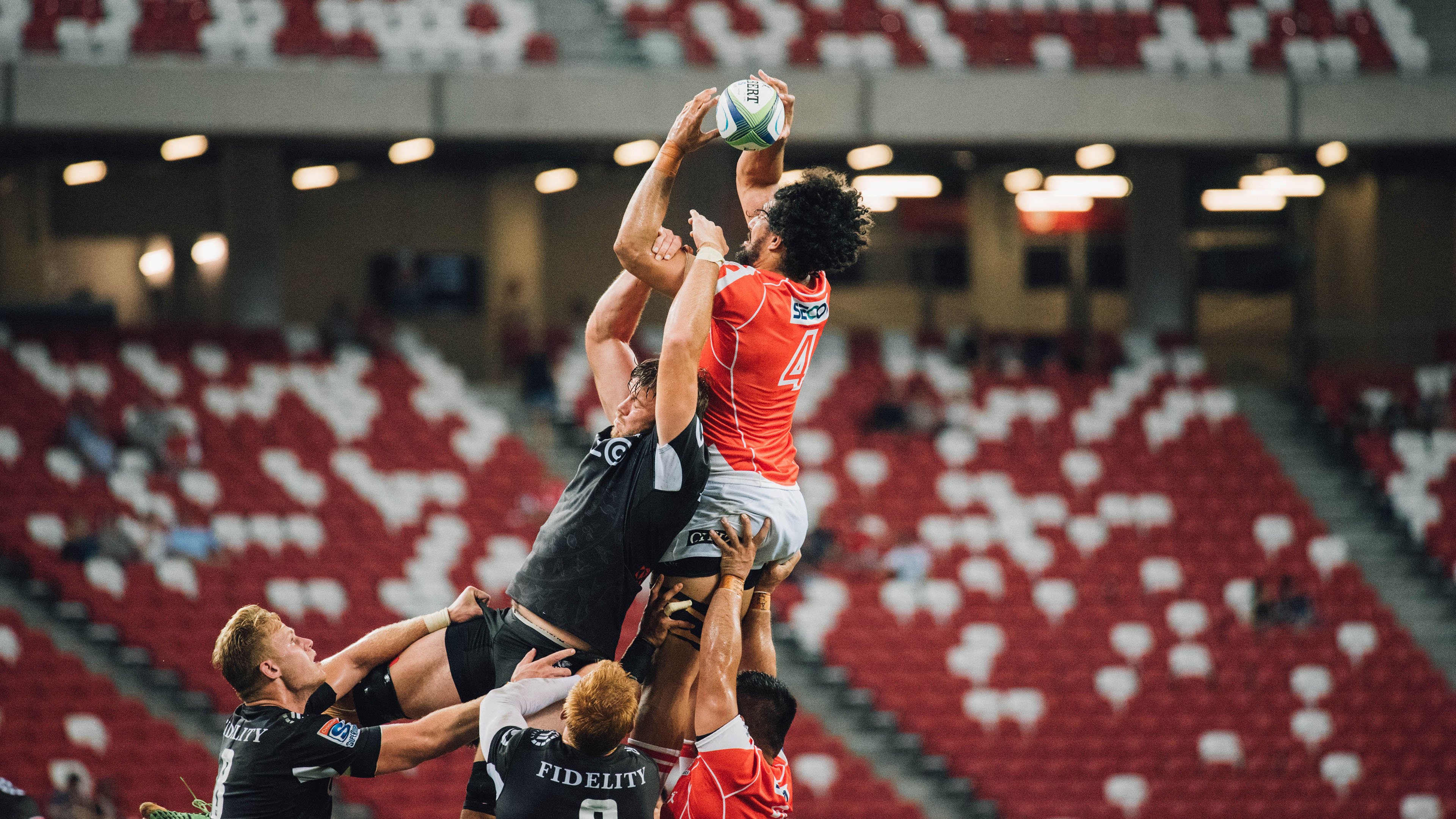 公牛翻盘火箭，利拉德刷新纪录，当坚韧与传奇同夜闪耀